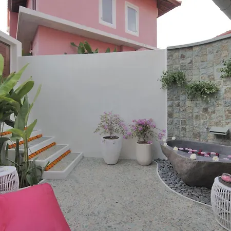 Pinkcoco Uluwatu - Constant Surprises & For Cool Adults Only Hotel Exterior photo