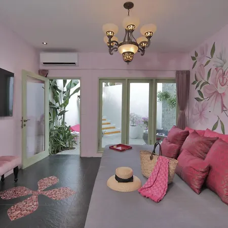 Pinkcoco Uluwatu - Constant Surprises & For Cool Adults Only Hotel Exterior photo