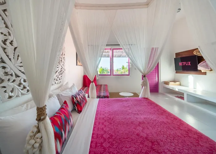 Pinkcoco Uluwatu - Constant Surprises & For Cool Adults Only