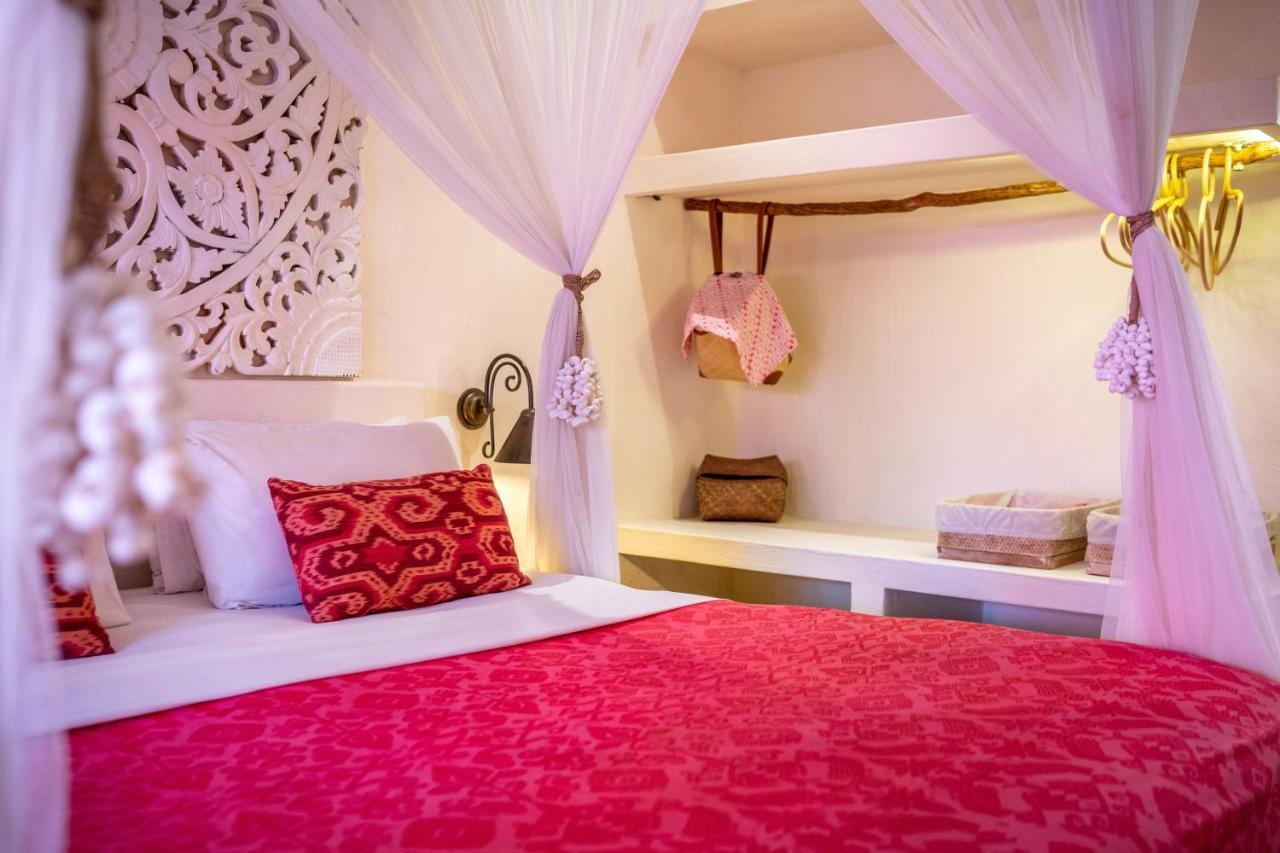 होटल Pinkcoco - Constant Surprises & For Cool Adults Only 3*