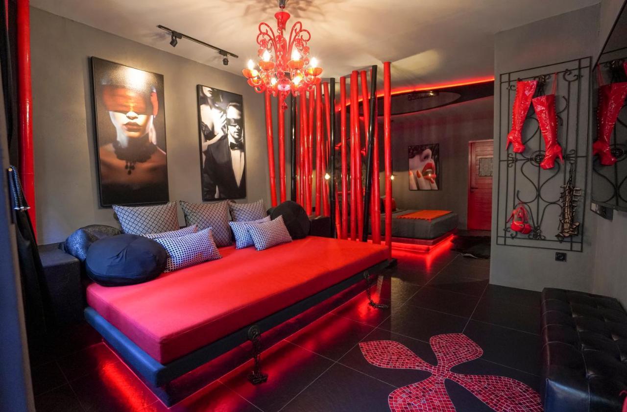 Hotel Pinkcoco - Constant Surprises & For Cool Adults Only Uluwatu