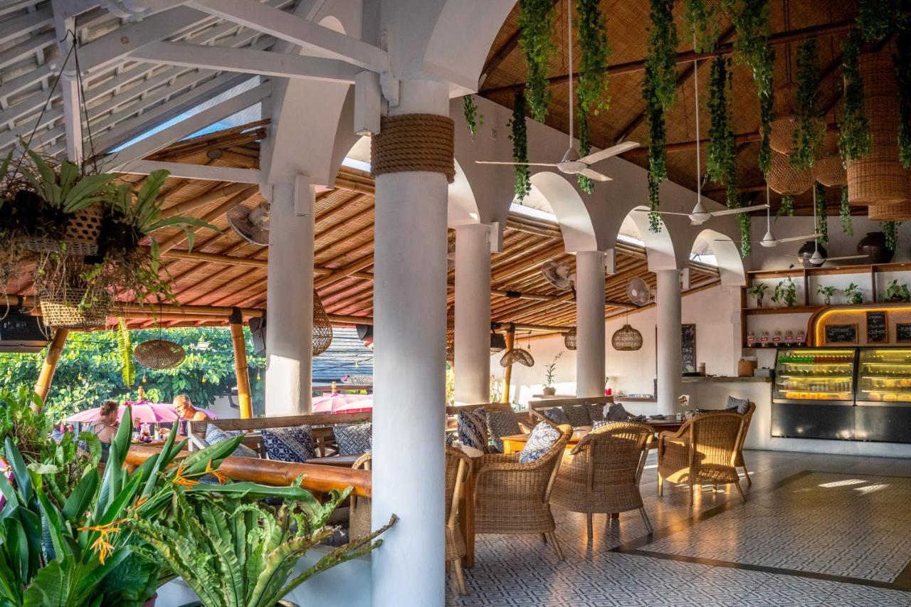Hotel Pinkcoco - Constant Surprises & For Cool Adults Only Uluwatu
